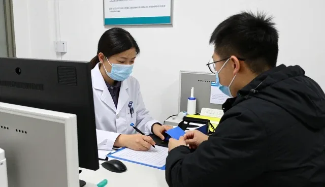 慢性病管理服务门诊：选、用、管三步走